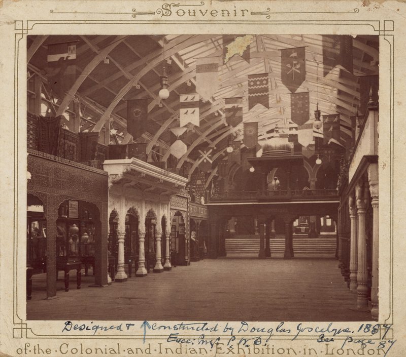 The Colonial and Indian Exhibition i London av English Photographer