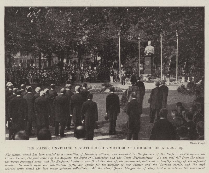 Kaiser avtäcker en staty av sin mor i Homburg den 19 augusti av English Photographer