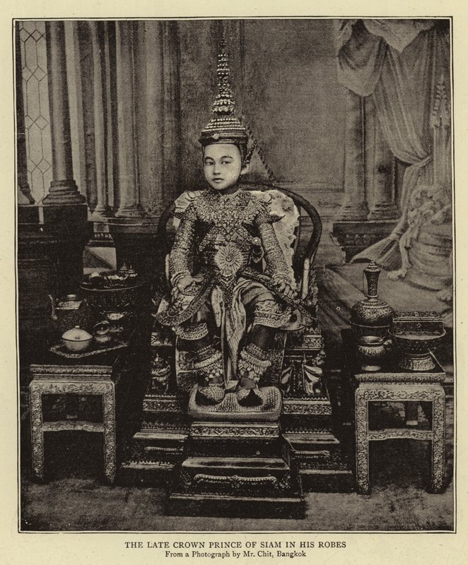 Den framlidne kronprinsen av Siam i sina dräkter av English Photographer
