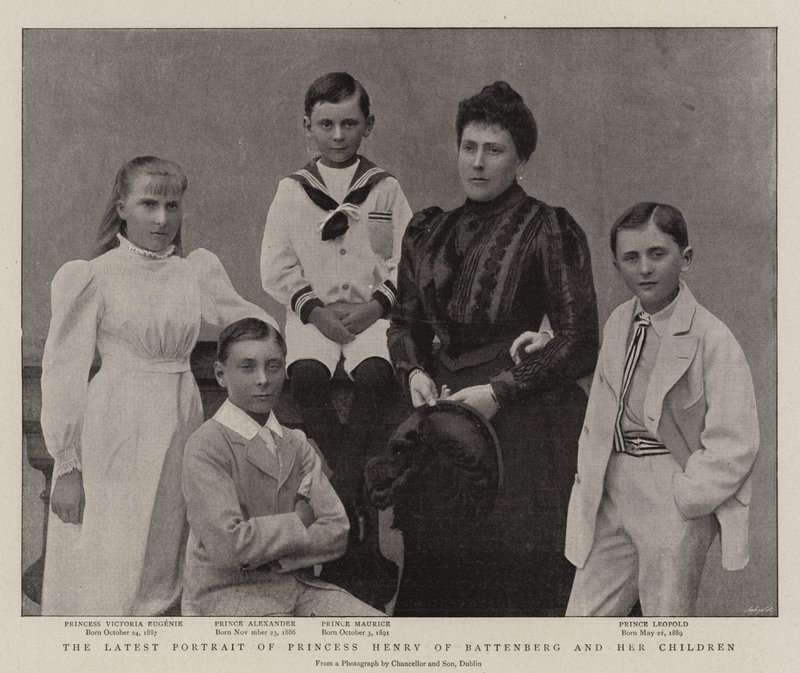 Det senaste porträttet av prinsessan Henrik av Battenberg och hennes barn av English Photographer