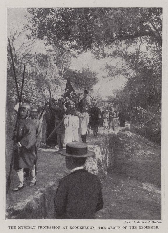 Mysterieprocessionen i Roquebrune, Frälsarens grupp av English Photographer