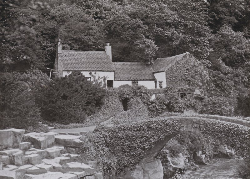 The Old Mill, Jesmond Dene (s/v foto) av English Photographer