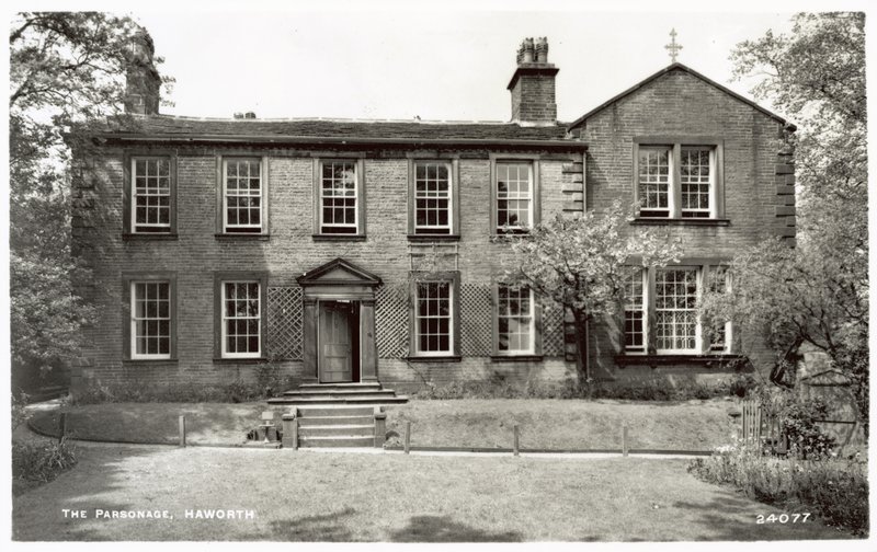 The Parsonage, Haworth (s/v foto) av English Photographer