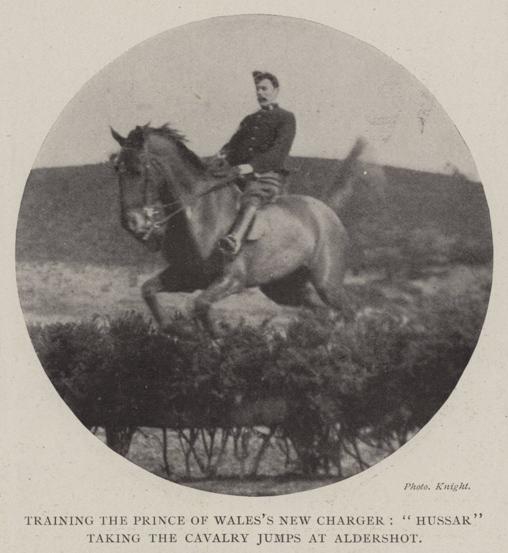 Tränar Prince of Wales New Charger, Hussar tar kavallerihoppen vid Aldershot av English Photographer