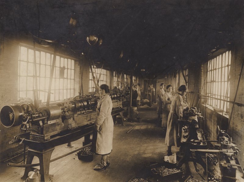 Oidentifierat engelskt ingenjörsarbete, tidigt 1900-tal (svartvitt foto) av English Photographer