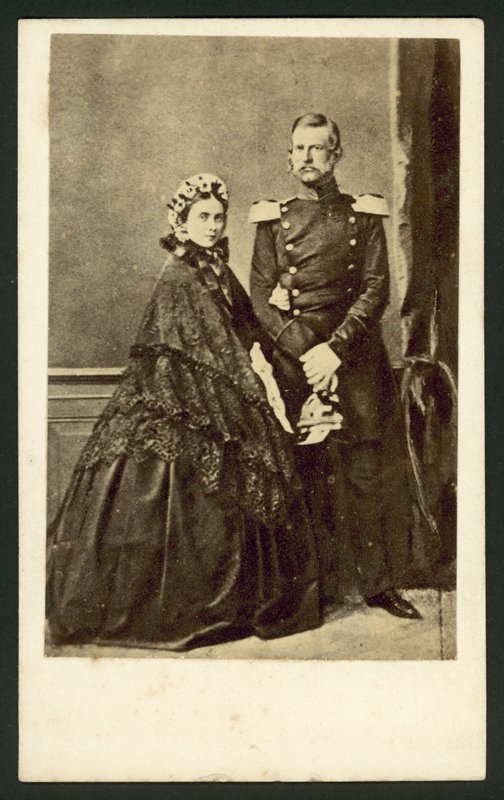 Victoria, Princess Royal och Prince Frederick av Preussen av English Photographer