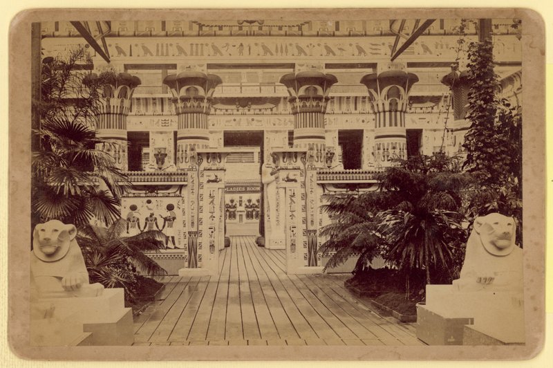 Utsikt mot den egyptiska domstolen, Crystal Palace av English Photographer