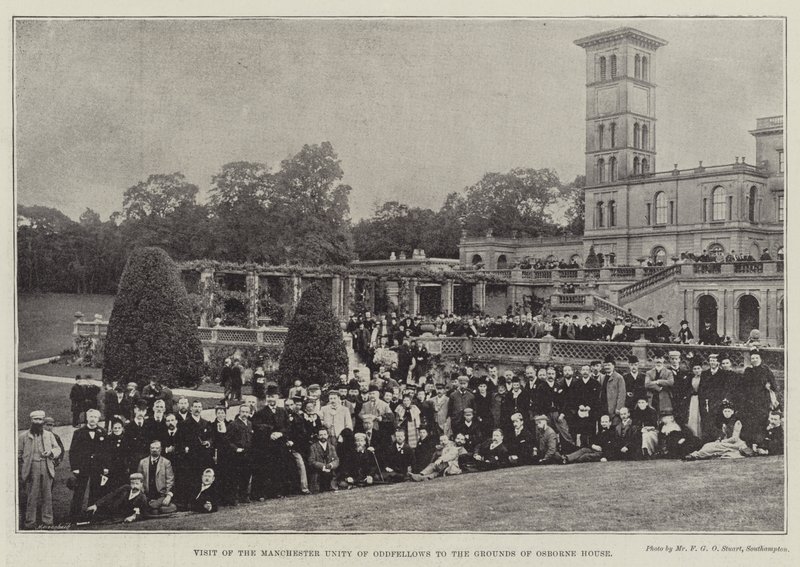 Besök av Manchester Unity of Oddfellows till Grounds of Osborne House av English Photographer