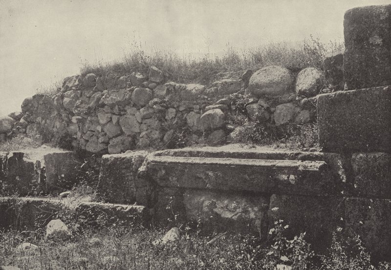 Muren i synagogan i Kapernaum, scenen för miraklet av handens helande av English Photographer