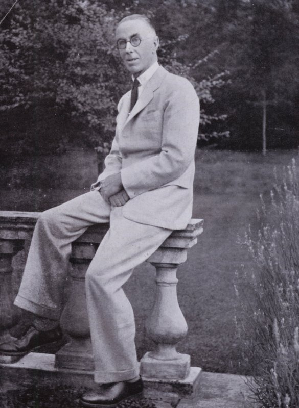Warwick Deeping (s/v foto) av English Photographer