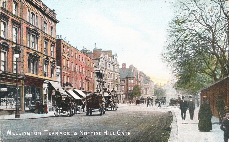 Wellington Terrace och Notting Hill Gate (färgad bild) av English Photographer