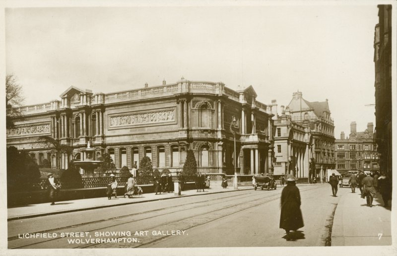 Wolverhampton Art Gallery, Lichfield Street (s/v foto) av English Photographer
