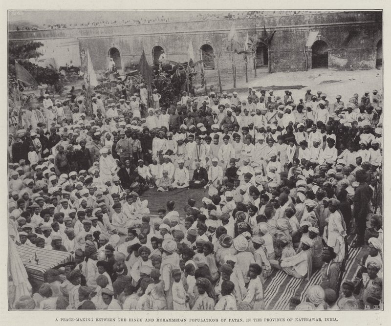 Ett fredsskapande mellan den hinduiska och muhammedanska befolkningen i Patan, i provinsen Kathiawar, Indien (gravyr) av English School