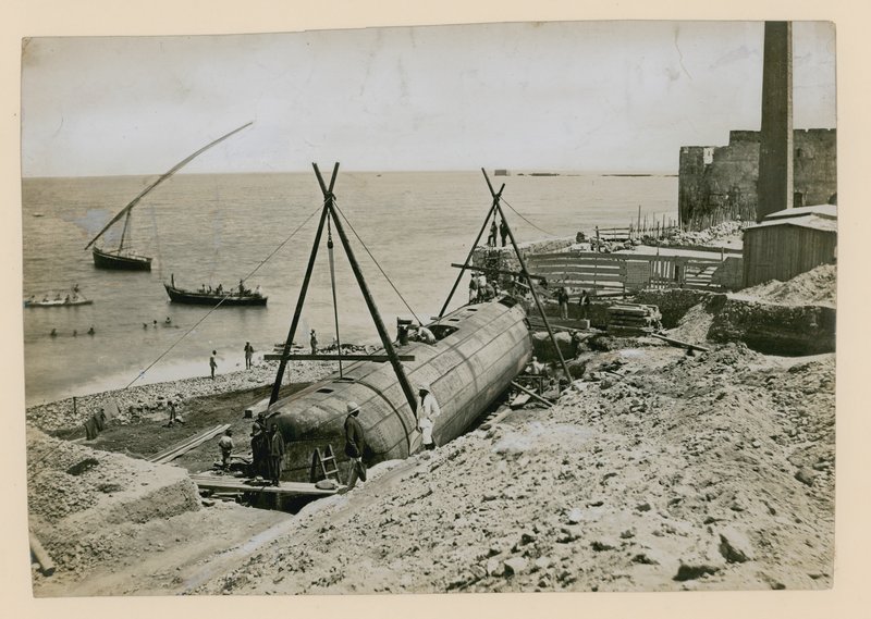 Cleopatras Needle, som transporteras från Alexandria av English School
