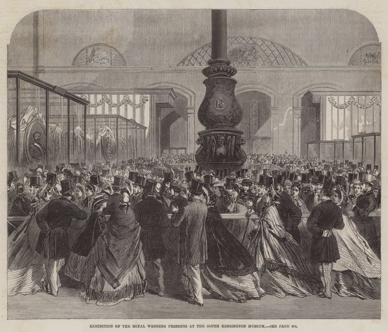 Utställning av de kungliga bröllopspresenterna på South Kensington Museum (gravyr) av English School