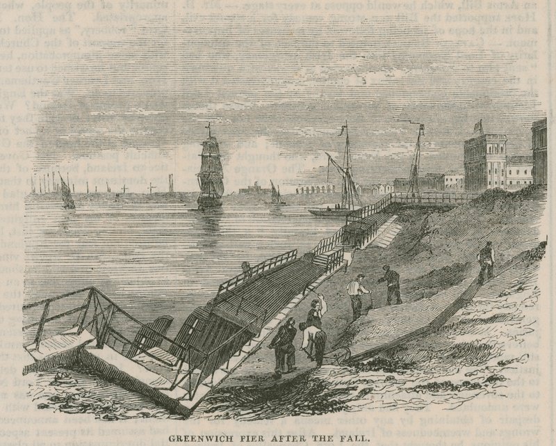 Greenwich Pier efter hösten av English School