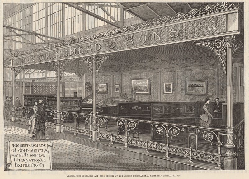 Mrs John Brinsmead and Sons ställer ut på London International Exhibition, Crystal Palace av English School