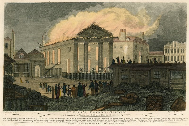 St Pauls, Covent Garden, London, när det såg ut att brinna på kvällen den 17 september 1795 av English School