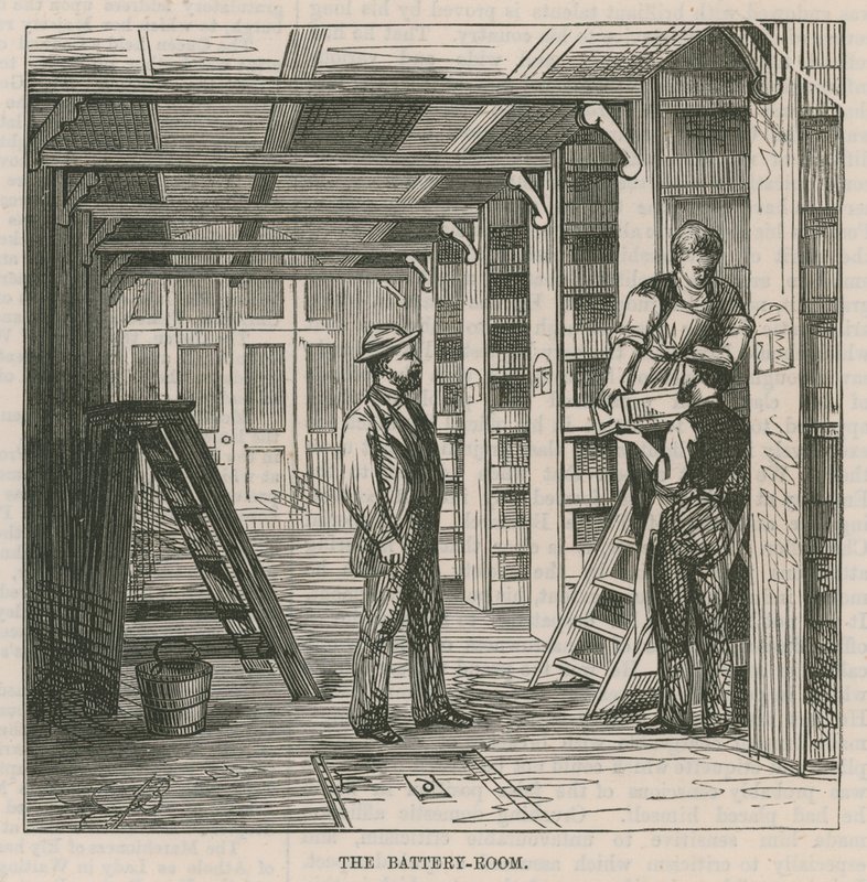 Central Post Office Telegraph Establishment: Batterirummet av English School
