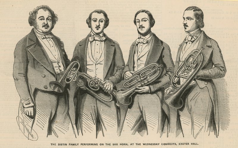 Familjen Distin uppträder på saxhorn på onsdagskonserterna i Exeter Hall av English School