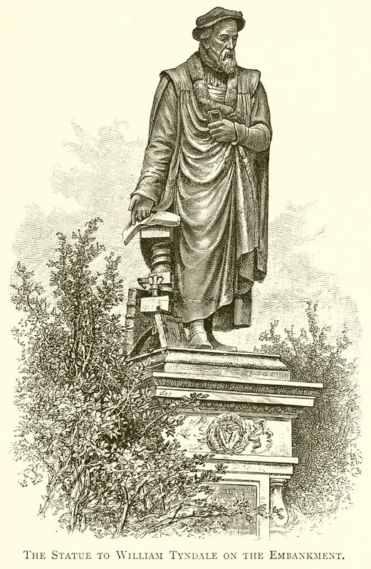 Statyn till William Tyndale på banvallen av English School