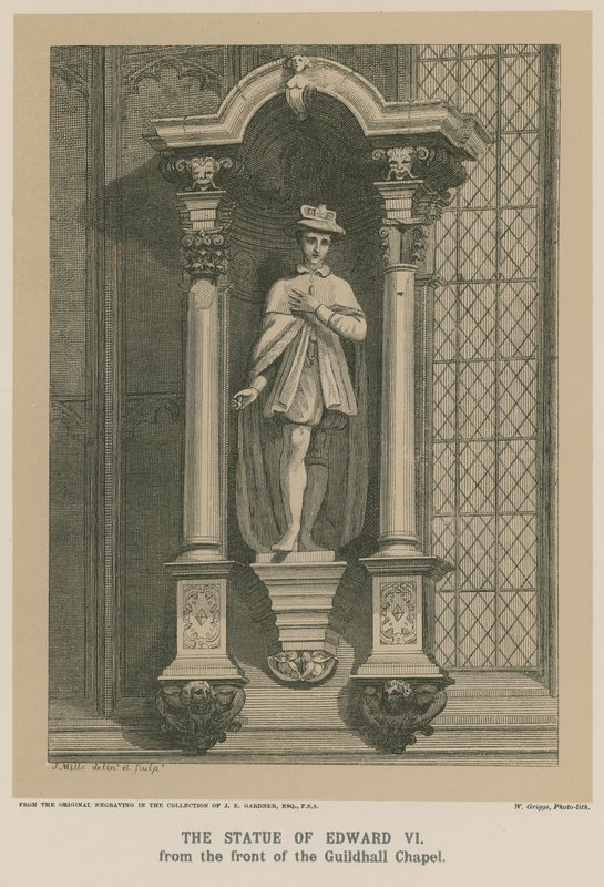 Statyn av kung Edward VI från framsidan av Guildhall Chapel av English School