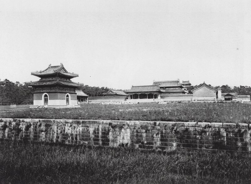 Siling, Chihli, ett gravtempel (svartvitt foto) av Ernst Boerschmann