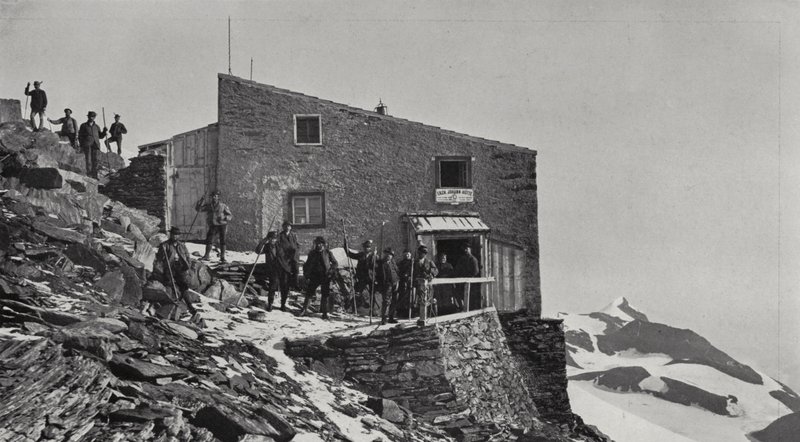 Ärkehertig Johann-Hutte, mot Wiesbachhorn (s/v foto) av European Photographer