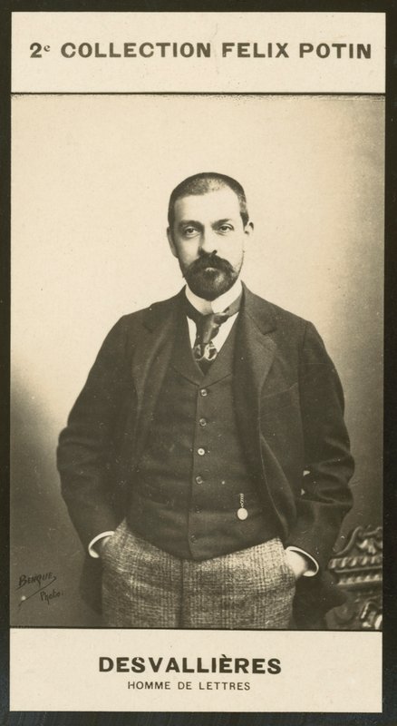 Maurice Desvallieres, Bokstävernas man av European Photographer
