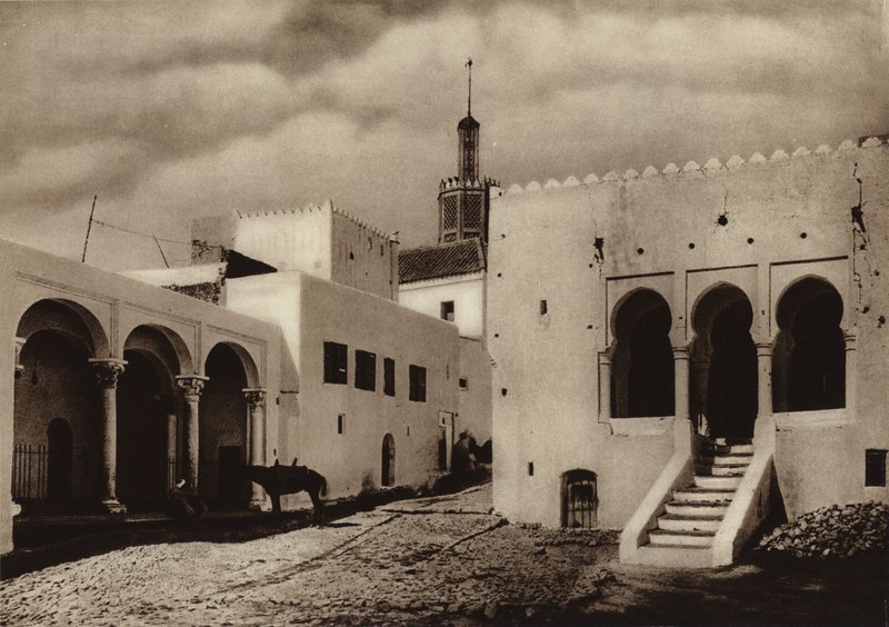 Tangiers, Treasure House and Tribunal (svartvitt foto) av European Photographer