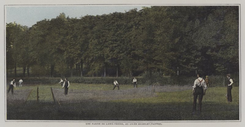 En omgång grästennis på Lycee Michelet, Vanves, Paris (färgfoto) av French Photographer