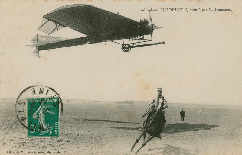 Flygplan Antoinette flögs av M Demanest av French Photographer