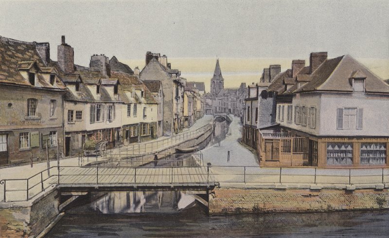 Amiens, Rue des Majots (gamla Amiens) av French Photographer