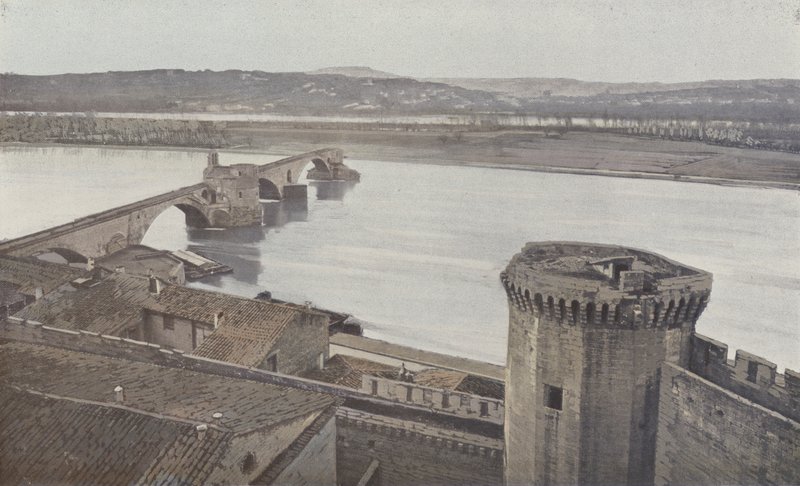 Avignon, Fortifications och Pont Saint Benezet av French Photographer