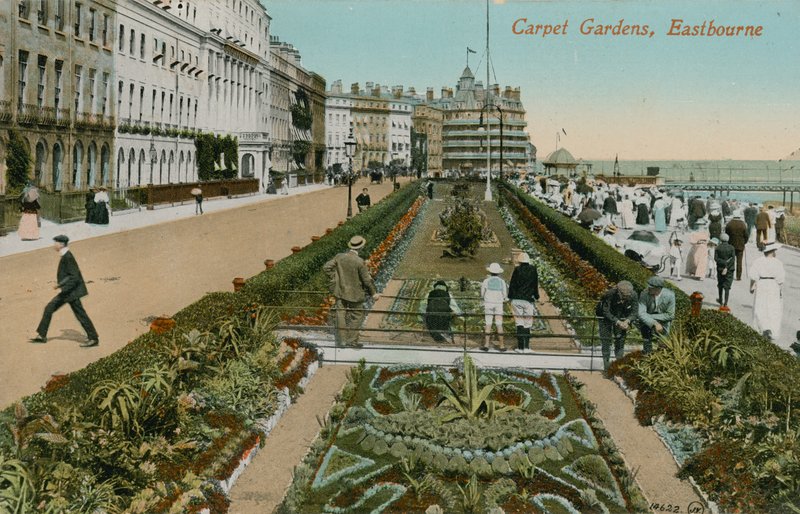 Carpet Gardens, Eastbourne, England. Vykort skickat 1913. av French Photographer