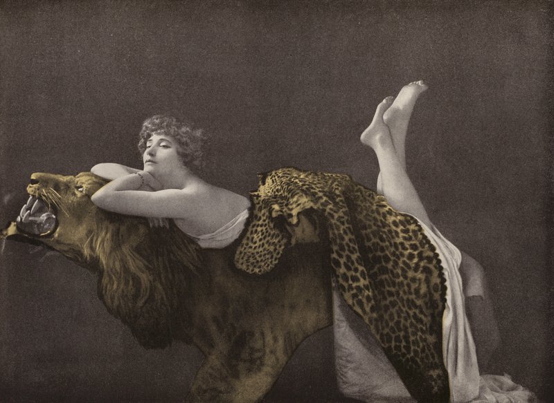 Collette Villy, fransk skådespelerska (färgfoto) av French Photographer
