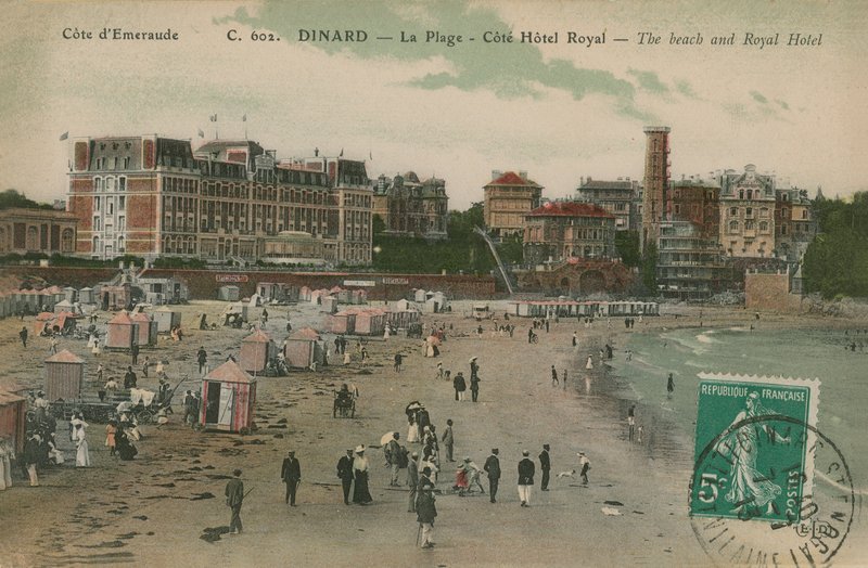 Dinard - stranden och Royal Hotel. Vykort skickat 1913. av French Photographer