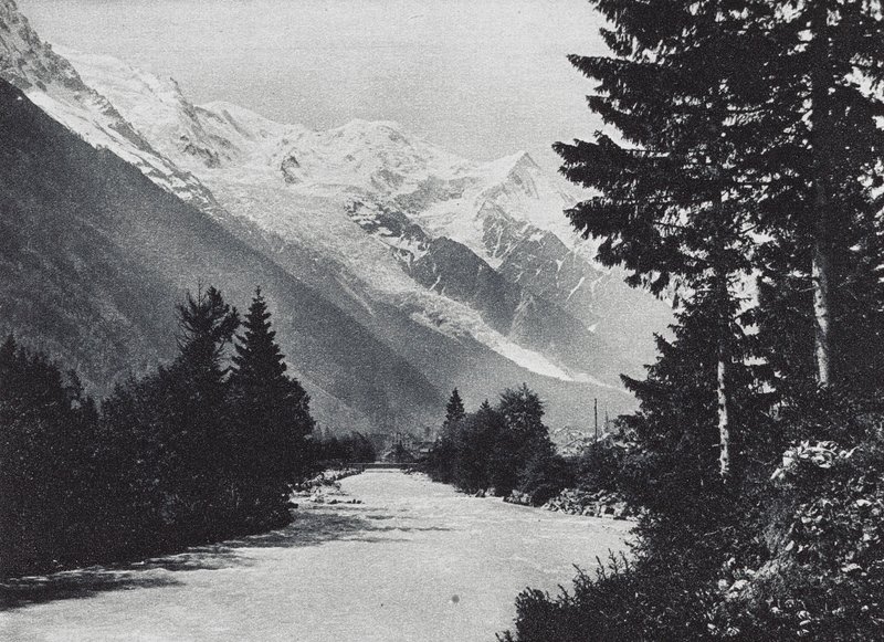 Omgivningarna kring Chamonix (svartvitt foto) av French Photographer