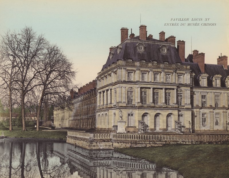 Fontainebleau: Louis XV-paviljongen, ingång till kinesiska museet (färgfoto) av French Photographer