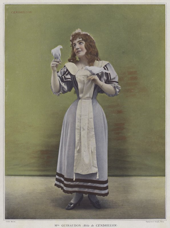 Julie Guiraudon i titelrollen i Cendrillon (Cinderella) (färgad bild) av French Photographer