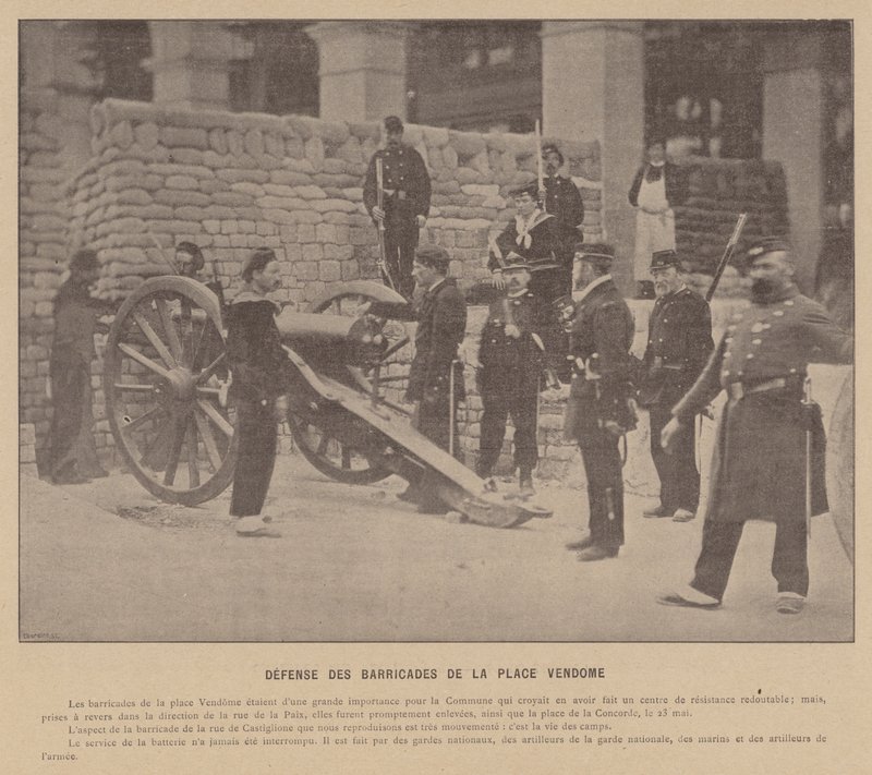 Pariskommunen, försvar av barrikaderna på Place Vendome (s/v foto) av French Photographer