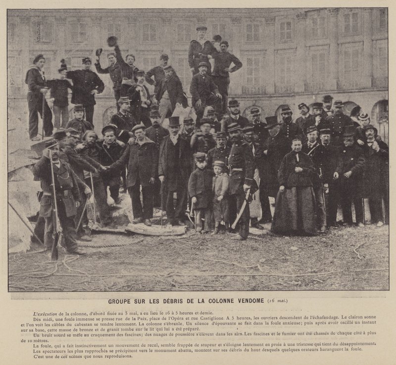 Pariskommunen, grupp på skräpet av Vendome-kolonnen av French Photographer