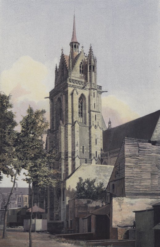 La Ferte-Bernard, N D des Marais kyrkans klocktorn, N O sida av French Photographer