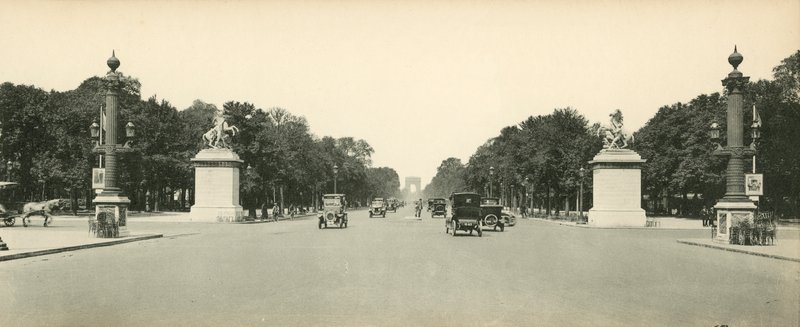 Paris, perspektiv på Avenue des Champs-Elysees, The Horses of Marly, Champs Elysees Avenue, Marly Horses av French Photographer