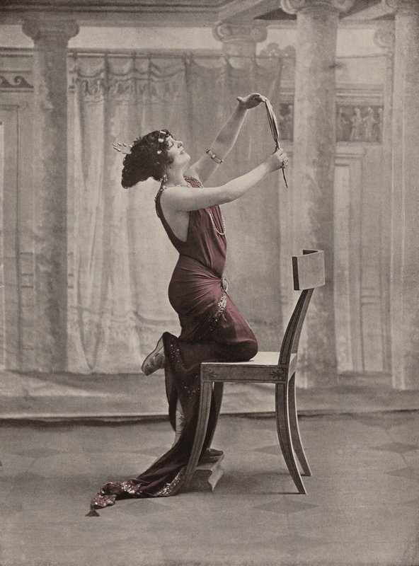 Regina Badet, fransk komediskådespelerska (färgfoto) av French Photographer