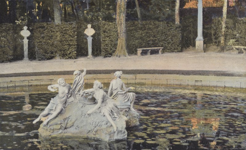 Trianon, nymfernas fontän av French Photographer