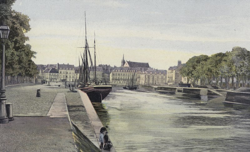 Vannes, hamnen och strandpromenaden i Rabine av French Photographer