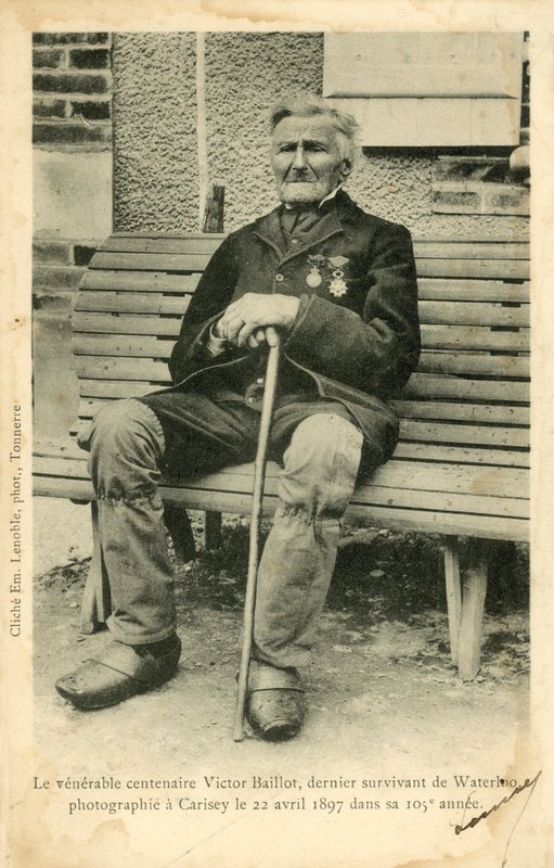 Victor Baillot, den siste överlevande från slaget vid Waterloo, fotograferad vid Carisey den 22 april? av French Photographer