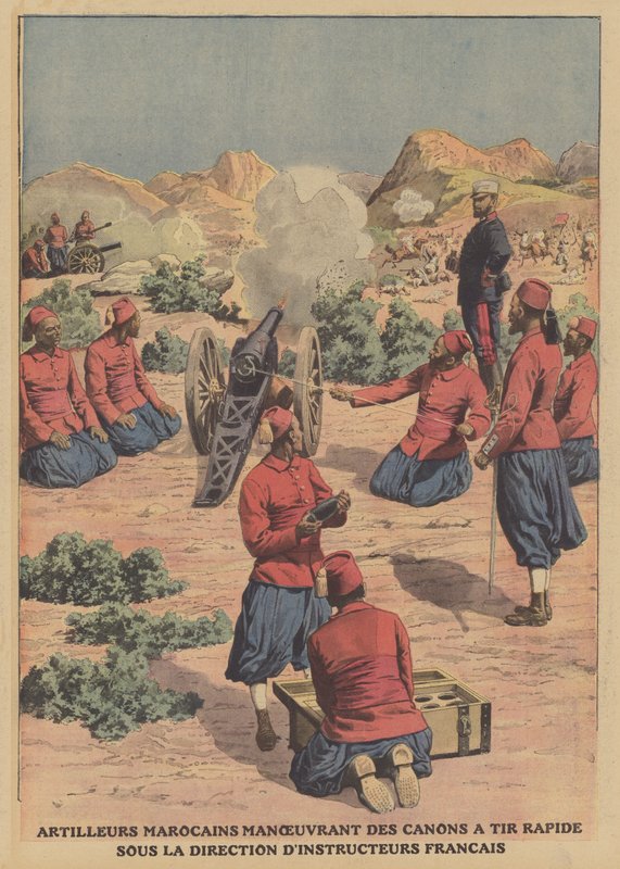 Marockanska artillerister som avfyrar snabbeldande kanoner under ledning av franska militärinstruktörer (färg litho) av French School