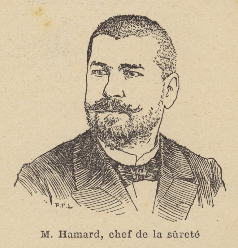 O Octave Hamard, o le taʻitaʻi o leoleo i Pale av French School